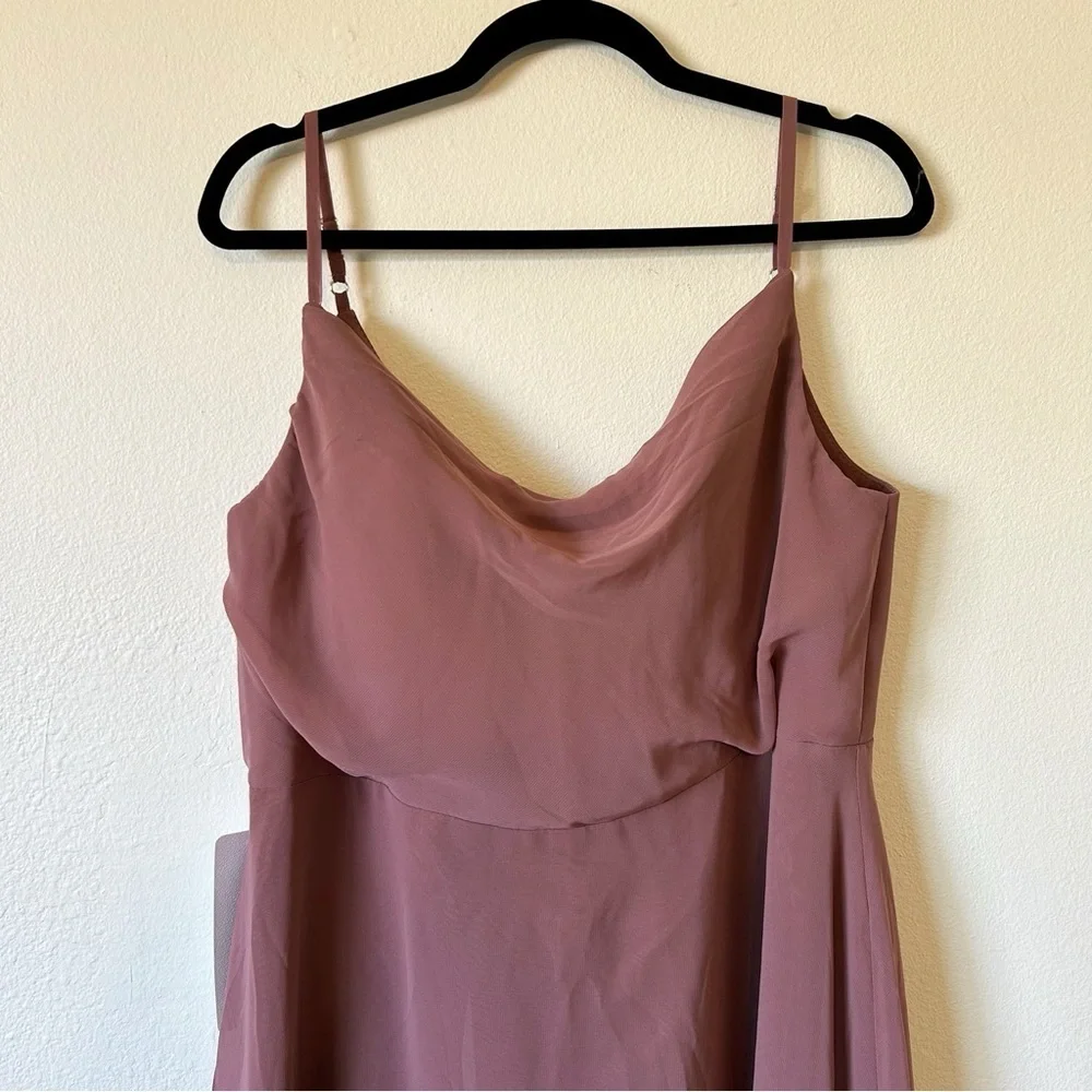 Elegant Mauve Evening Gown - Picture 3 of 6